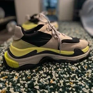 Balenciaga | Shoes | Balenciaga Triple S Men V2 Black Grey  display picture 3